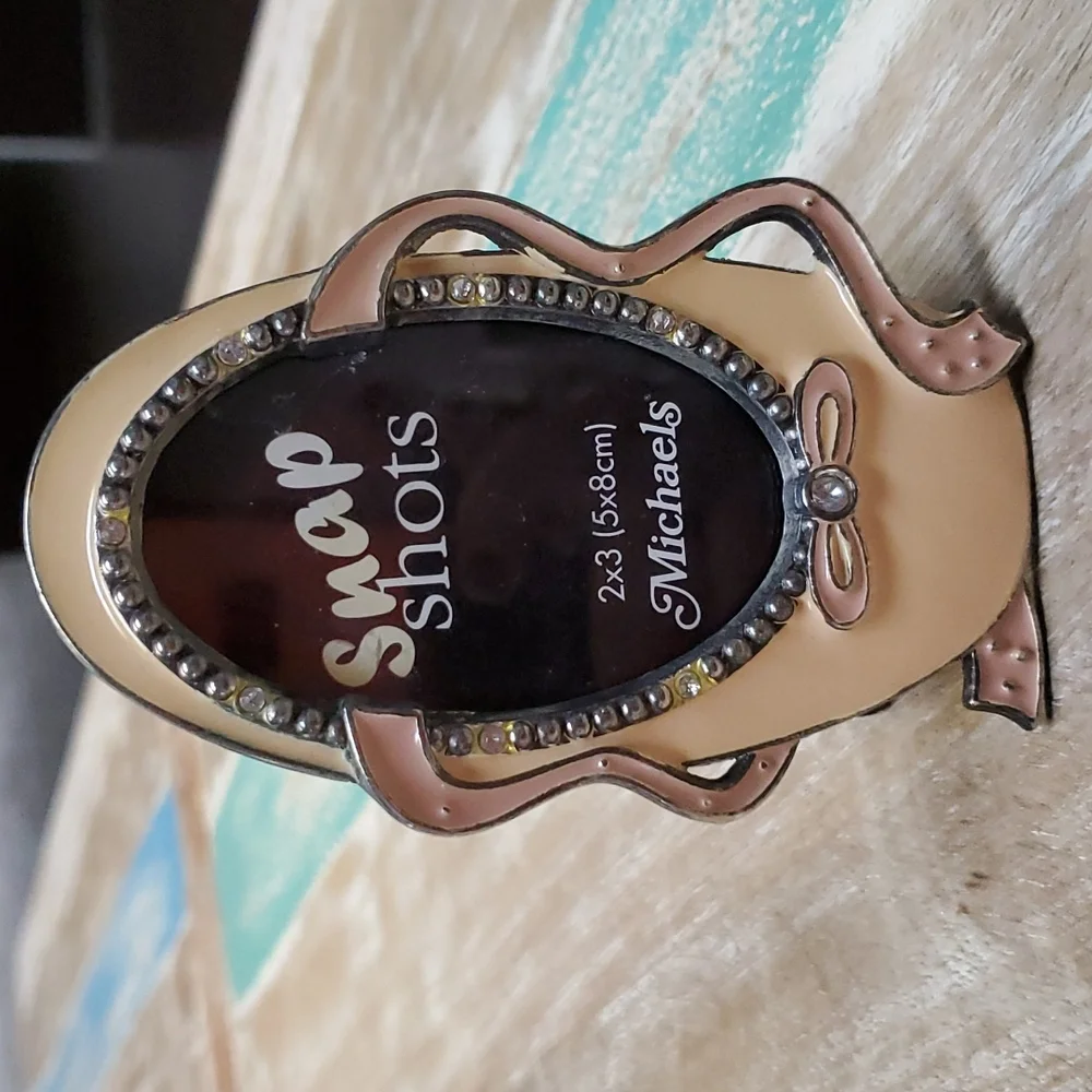 Vintage Pink Ballet Slipper and Twisted Gold 2 in. x 3 in. Mini Photo Frames
